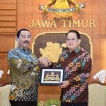 Gandeng IPDN Dirikan Sekolah Taruna Pamong Praja Jatim di Bojonegoro, Pj Gubernur Adhy: Tingkatkan Pendidikan Karakter dan Kedisiplinan