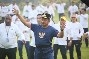 Kepala Daerah Antusias Ikuti Senam Pagi pada Hari Kedua Retreat Pembekalan di Magelang