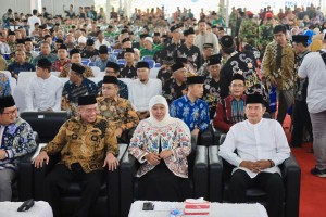 Hadiri Kajian Ramadhan PW Muhammadiyah Jatim, Gubernur Khofifah : Menjadikan Baldah Thayyibah adalah Tugas Kita Bersama