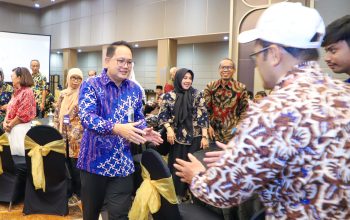 Sekdaprov Adhy Dorong Jasa Konstruksi Jatim Jadi Tuan Rumah Di Wilayahnya Sendiri
