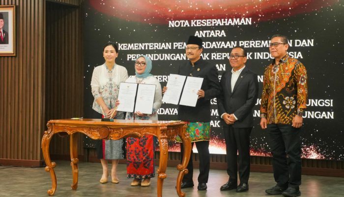 Mensos dan Menteri PPPA Tandatangani MoU Peningkatan Sinergi Pemberdayaan Perempuan dan Perlindungan Anak