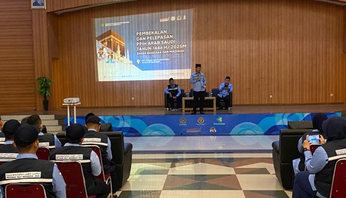 Jelang Berangkat, 323 Petugas Haji Dibekali Spirit Layanan Jemaah