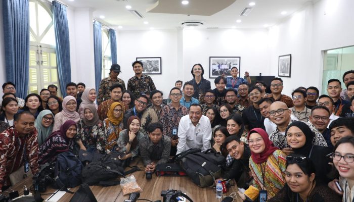 Tingkatkan Komunikasi Publik, Mensesneg Gelar Sarasehan Bersama Wartawan