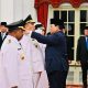 Presiden Prabowo Lantik Gubernur dan Wagub Papua Pegunungan serta Kepulauan Bangka Belitung