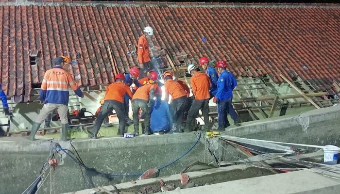 Kemensos Bakal Santuni Korban Meninggal dan Luka Akibat Longsor di Ponpes Gontor
