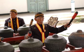 GAMELAN: HARMONI BUDAYA NUSANTARA YANG MENDUNIA