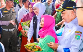 Masyarakat Singosari Malang Antusias Serbu Pasar Murah, Gubernur Khofifah: Wujudkan Ketahanan Pangan dan Zero Stunting di Jatim