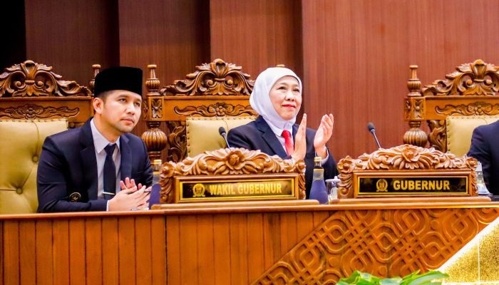 DPRD Jatim Setujui LKPJ Akhir Tahun Anggaran 2024, Gubernur Khofifah Pastikan Semua Rekomendasi Jadi Acuan Perbaikan Pembangunan Jatim