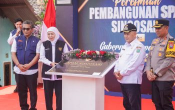 Gubernur Khofifah Resmikan SPAM, Ribuan Warga Singosari Malang Terbebas Krisis Air Bersih Saat Kemarau
