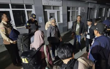 Kemlu RI Percepat Evakuasi WNI dari Iran, Pemulangan Bertahap Dimulai Senin