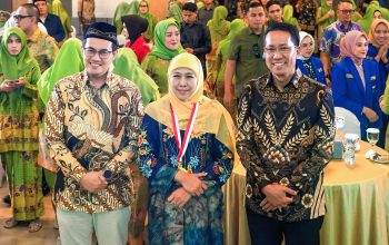 Tiba di Tanah Air usai Ibadah Haji, Gubernur Khofifah Hadiri Kick Off Pelatihan Paralegal Muslimat NU: Komitmen Bentuk 1.794 Posbankum Desa se-Indonesia