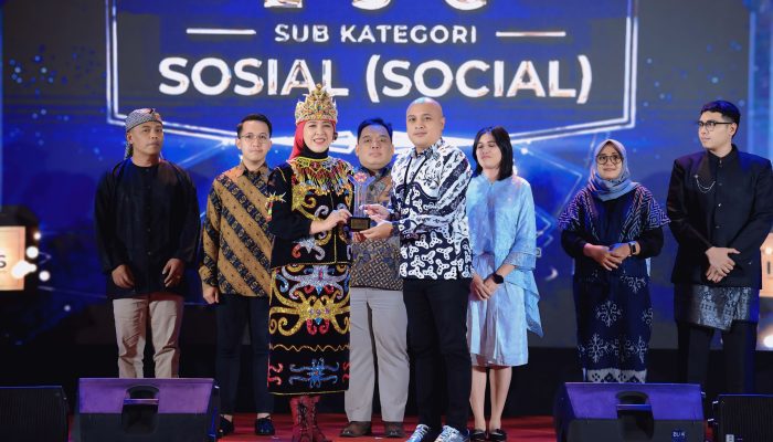 Narasi Jatim Gerbang Baru Nusantara Antarkan Biro Adpim Jatim Raih Penghargaan Nasional