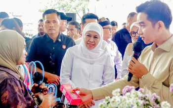 Wapres Gibran Sapa Pendamping dan Nasabah PNM Mekaar di Banyuwangi, Gubernur Khofifah Optimis Mampu Tingkatkan Kesejahteraan Keluarga  di Jatim