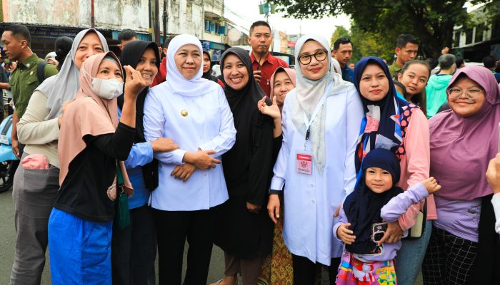 Wapres Gibran dan Gubernur Khofifah Blusukan ke Pasar Rogojampi Banyuwangi, Pastikan Stok Bahan Pokok Aman dan Harga Terkendali