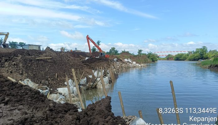 Pembangunan Spillway Sungai Tanggul Jember Dimulai, Gubernur Khofifah Jamin Ketersediaan Air Ribuan Hektar Lahan Pertanian