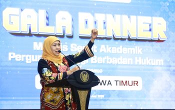 Di Hadapan Majelis Senat Akademik PTN BH Se-Indonesia, Gubernur Khofifah Minta Konsep  Perguruan Tinggi Berdampak  Disinergikan Dengan Pemerintah  Daerah