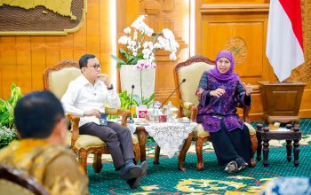 Menteri P2MI Puji Jatim Satu-satunya Provinsi Miliki Perda Perlindungan Buruh Migran, Gubernur Khofifah Komitmen Tingkatkan Kualitas PMI Profesional dan Prosedural