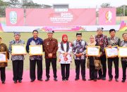 Jatim Tercepat Bentuk Koperasi Merah Putih, Gubernur Khofifah Tegaskan Unit Usaha KMP Harus Sinergi Dengan UKM Setempat