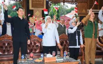 Salurkan Berbagai Bantuan Rp6,53 M di Tuban, Pastikan Tepat Sasaran dan Aman, Gubernur Khofifah: Mohon Jangan Dipakai Judol