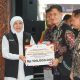 Bansos Jangan untuk Judol! Gubernur Khofifah Ingatkan Masyarakat  Bijak Manfaatkan Bantuan, Optimis Putus Rantai Kemiskinan di Jatim