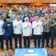 Rapat Konsolidasi Bersama Tiga Menteri di Surabaya, Gubernur Khofifah: Penerima Manfaat MBG Jatim  Capai 1,9 Juta. Jatim Siap Lakukan Percepatan  Program Prioritas Nasional