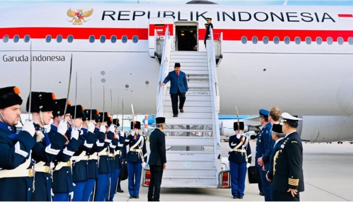 Seskab Teddy: Kunjungan Luar Negeri Presiden Prabowo Catat Investasi Triliunan dan Perkuat Diplomasi Indonesia