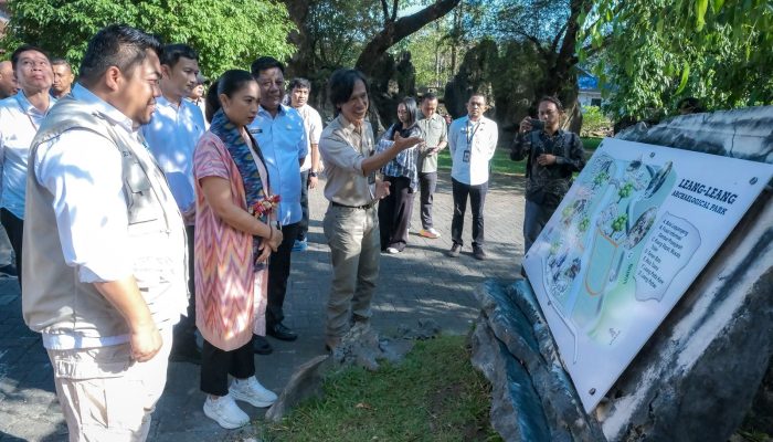 Wamenpar Cek Kesiapan Geopark Maros-Pangkep Jelang Revalidasi Status Global Geopark oleh UNESCO