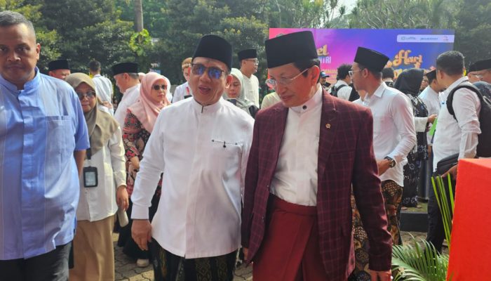 Menag Apresiasi Perjuangan Romo Syafi’i Akselerasi Pembentukan Ditjen Pesantren