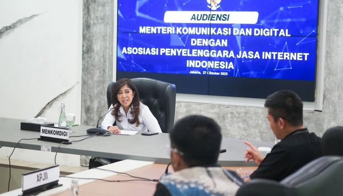 Menkomdigi Minta ISP Sediakan Akses Internet Terjangkau