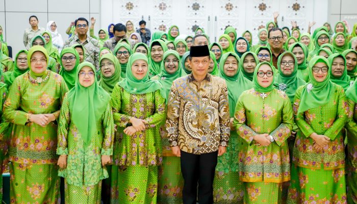 Kolaborasi Harmonis Ulama–Umara dalam Aksi Lingkungan, Khofifah Dukung Mustika Darling Muslimat NU sebagai Gerakan Kader Perempuan Sadar Lingkungan yang Menyentuh Akar Rumput