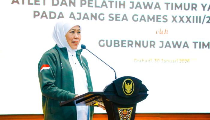 Gubernur Khofifah Serahkan Bonus Rp 8 Miliar untuk 161 Atlet dan Pelatih SEA Games XXXIII, Tegaskan Jatim Lumbung Atlet Nasional