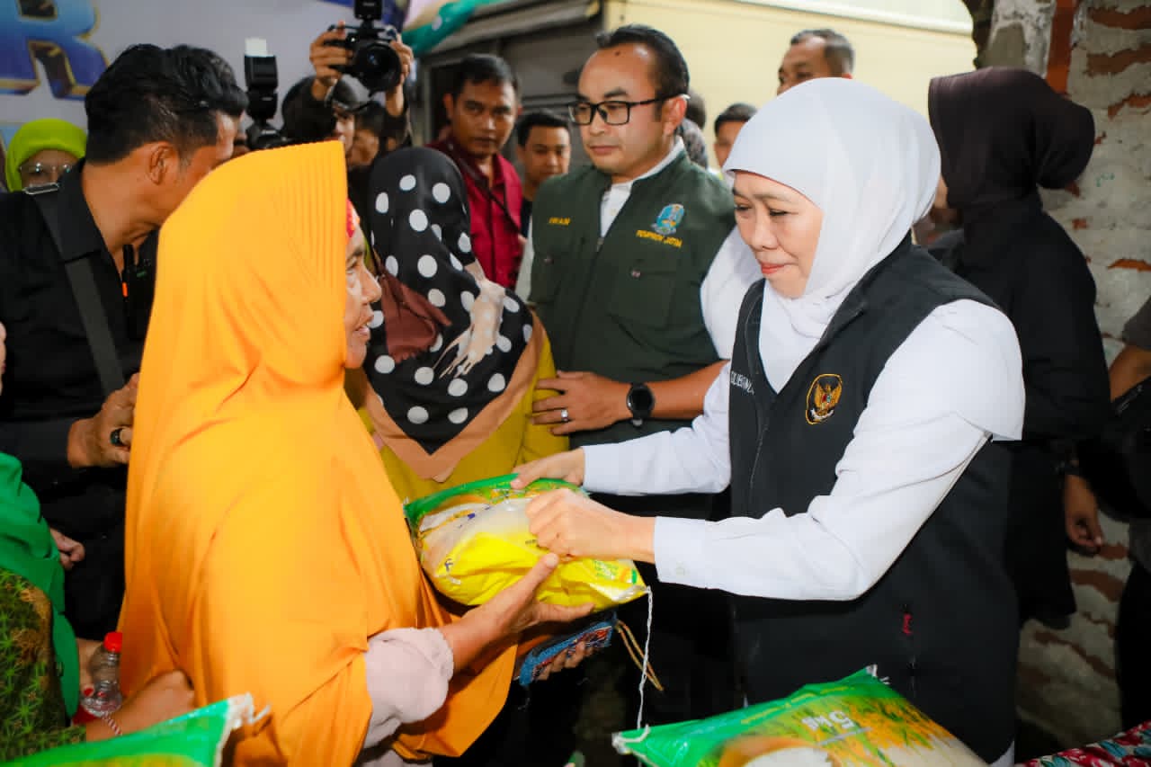 Gubernur Khofifah Gelar Pasar Murah di Permukiman Pasuruan, Intervensi Dini Jaga Stabilitas Harga Jelang Ramadhan