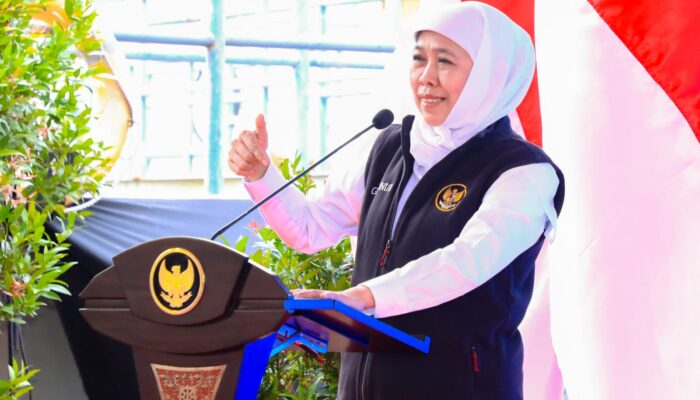 Gubernur Khofifah Resmikan Instalasi Pengolahan Air SPAM Mojolagres dengan Kapasitas 300 Liter per Detik