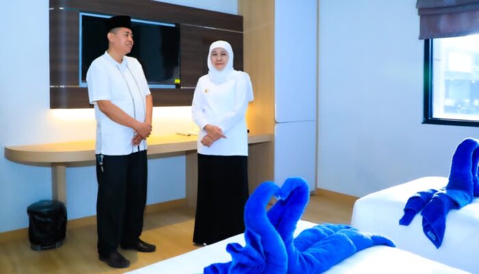 Gubernur Khofifah Kagumi edOTEL SMKN 1 Jombang, Dorong Segera Berstatus BLUD