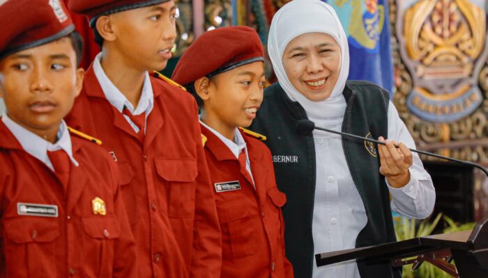 Gubernur Khofifah Konsisten Dukung Sekolah Rakyat, Siswa Bangga dan Terharu Bertemu Langsung