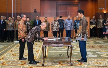 Menkeu Lantik Robert Marbun sebagai Sekjen Kementerian Keuangan