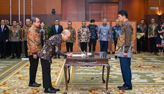 Menkeu Lantik Robert Marbun sebagai Sekjen Kementerian Keuangan