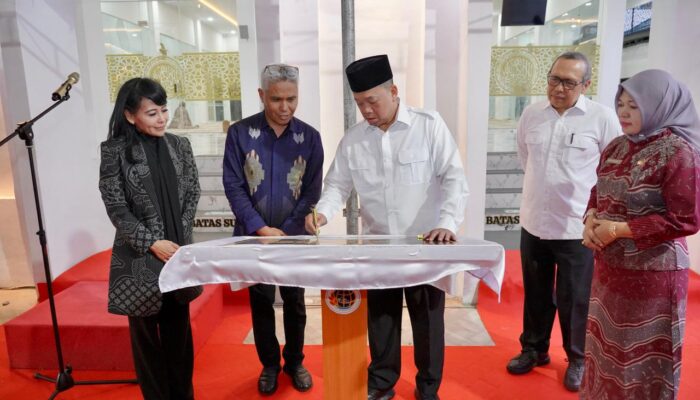 Sertifikasi Tanah Wakaf Dipercepat, 33 Rumah Ibadah Terima Sertifikat