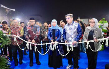 Gubernur Khofifah Tutup LKS Dikmen 2026, Dorong Semangat Juara dan Perkuat Daya Saing Talenta Vokasi Jatim