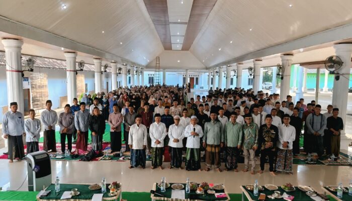 Silaturahim HIKAM Sumatra di Lampung Selatan, Pengasuh Ingatkan Jalan Keselamatan melalui Amal dan Mahabbah Ulama