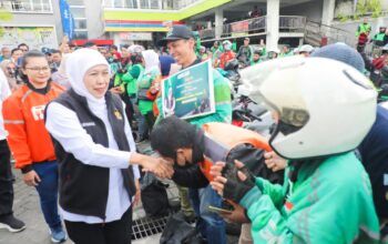 Gubernur Khofifah Berbagi Kebahagiaan Hari Kartini, Ojol Perempuan Rasakan Manfaat Nyata