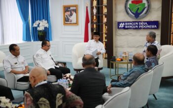 Mendes Yandri Dorong Kepala Desa Melek Hukum melalui Kolaborasi Peradiprof