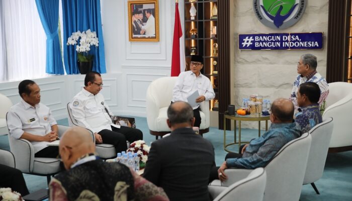 Mendes Yandri Dorong Kepala Desa Melek Hukum melalui Kolaborasi Peradiprof