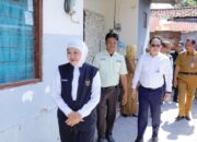 Gubernur Khofifah Apresiasi Peran Tenaga Penunjang, Bedah Rumah Jadi Bentuk Nyata Perhatian