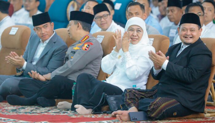 Gubernur Khofifah Dorong Generasi Muda Lanjutkan Spirit Persatuan dan Gotong Royong KH Wahab Chasbullah