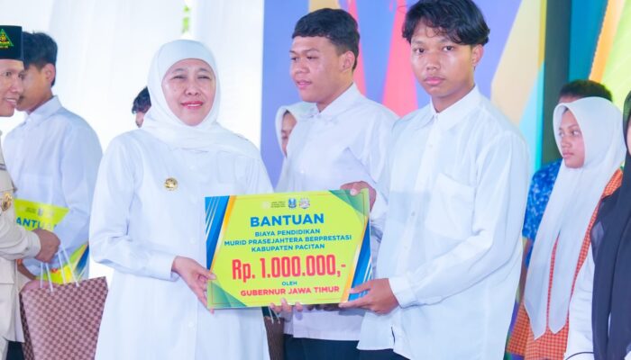 Gubernur Khofifah Tingkatkan Kualitas Pendidikan Lewat Rehabilitasi SMA, SMK dan SLB