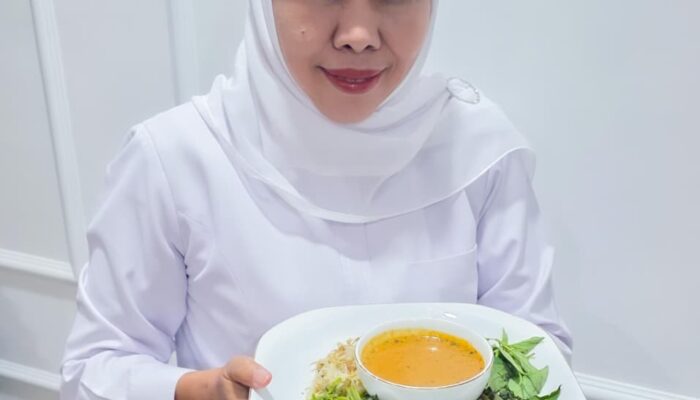 Gubernur Khofifah Bangga Pecel Khas Jatim Tempati Peringkat 7 Salad Terbaik Dunia dan Ungguli Som Tam Thailand