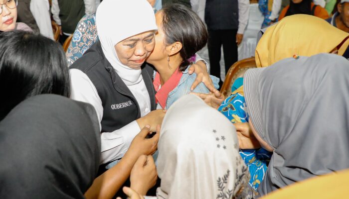 Gubernur Khofifah Perkuat Perlindungan Sosial dan Pembangunan Desa melalui Bantuan Rp32,16 Miliar di Ngawi