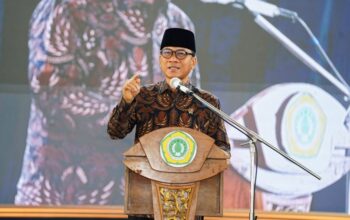 Yandri Susanto Sebut Pesantren Berperan Strategis dalam Membangun Karakter Generasi Desa