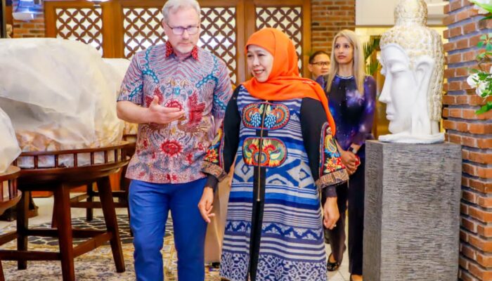 Gubernur Khofifah Dorong Lulusan KCL Singhasari Jadi Talenta Unggul Global melalui Program Digital Law dan Advance Cyber Security